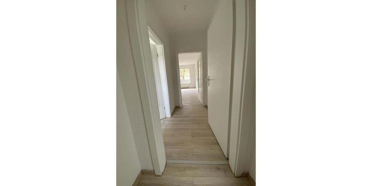 Etagenwohnung Remscheid Lüttringhausen - 3 Zimmer, 69 m&sup2;, 549&euro; | Angebot:26512632