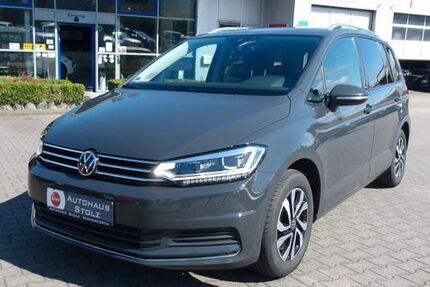 VW Touran 143.438 km 19.997 &euro; Wipperfürth 51688
