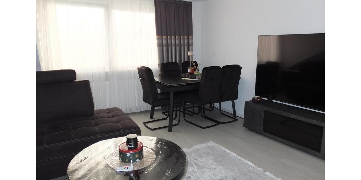 Dachgeschoßwohnung Solingen Central - 3 Zimmer, 70 m&sup2;, 630&euro; | Angebot:25539384