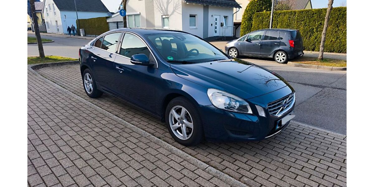 Volvo S60 179.999 km 7.999 &euro; Remscheid 42853