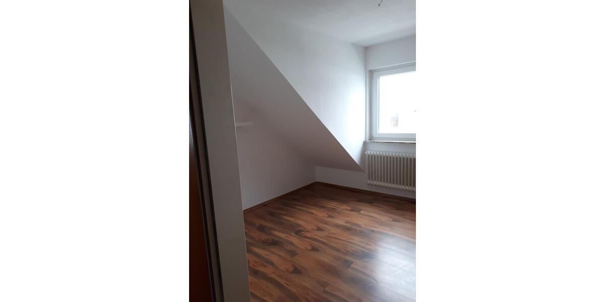 Dachgeschoßwohnung Wuppertal Gemarkung Langerfeld - 2 Zimmer, 44 m&sup2;, 310&euro; | Angebot:26594641
