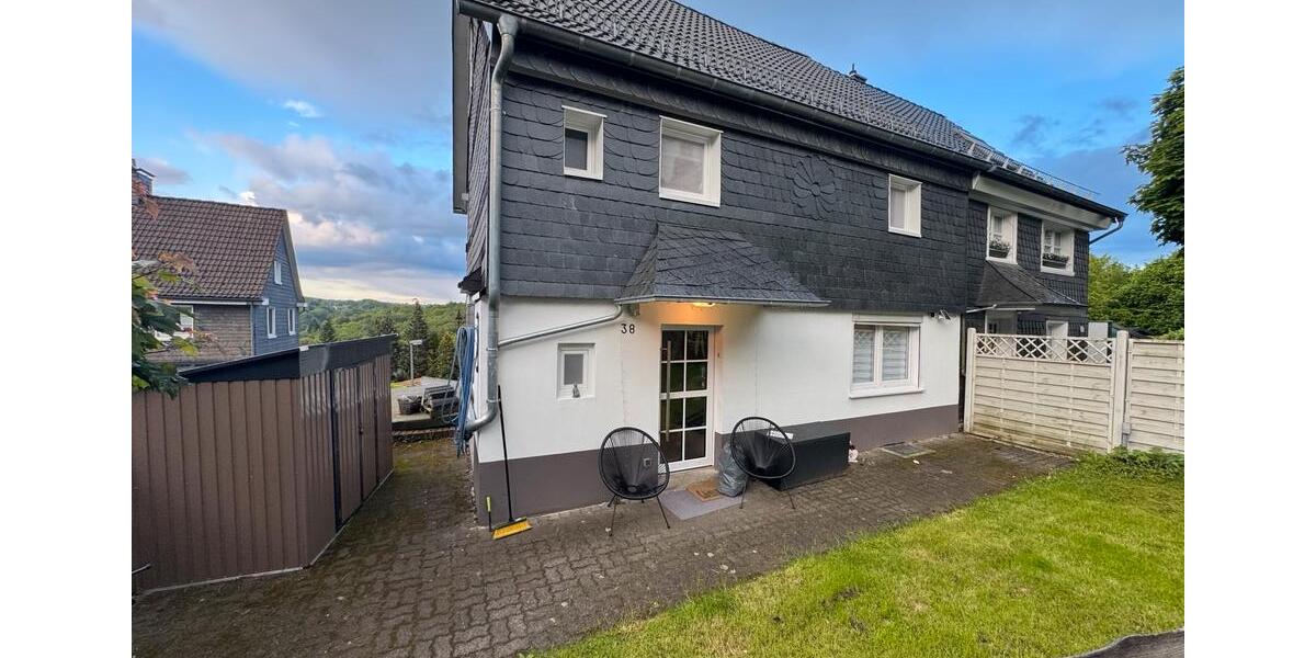 Doppelhaushälfte Remscheid Lüttringhausen - 5 Zimmer, 120 m&sup2;, 300.000&euro; | Angebot:27296262