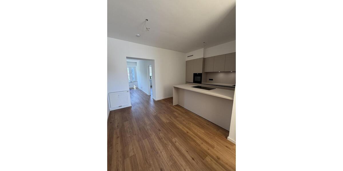 Terrassenwohnung Langenfeld (Rheinland) - 2 Zimmer, 85 m&sup2;, 1.250&euro; | Angebot:26588048