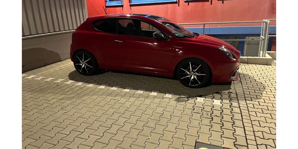 Alfa Romeo MiTo 41.800 km 16.600 &euro; Hilden 40724