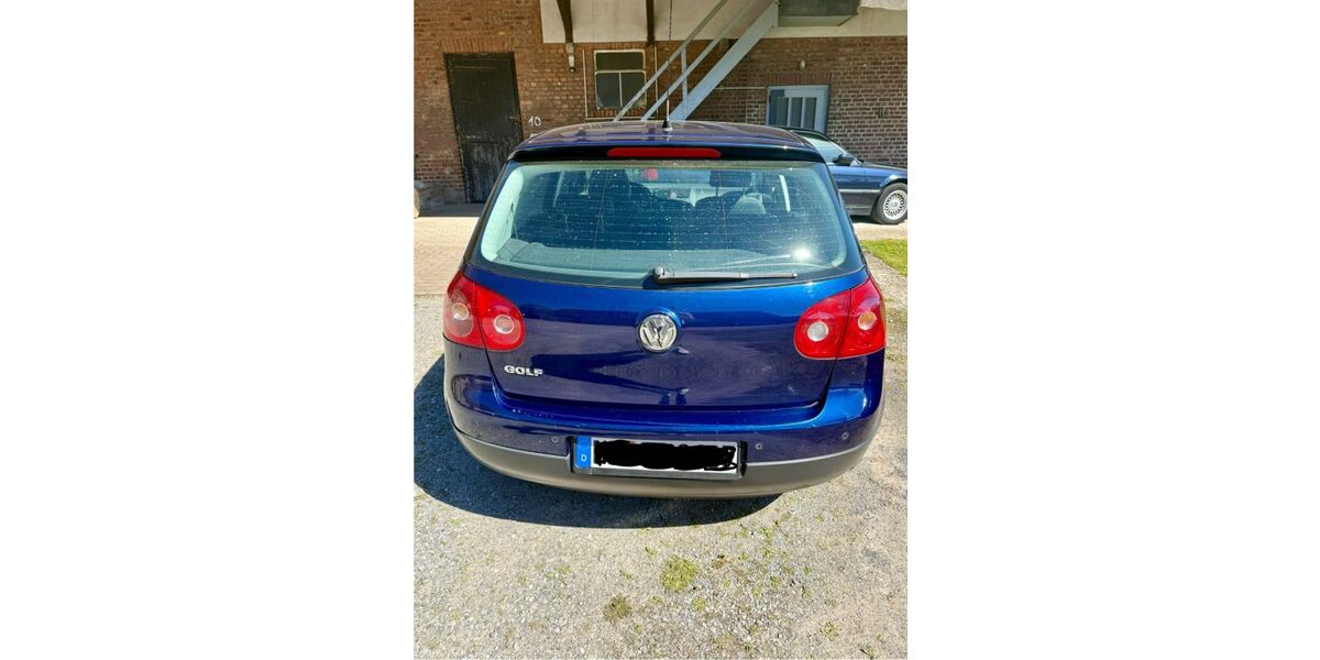VW Golf 128.499 km 3.900 &euro; Mettmann 40822