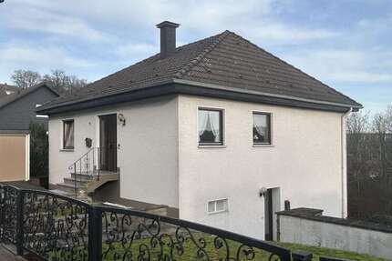 Haus Schalksmühle - 5 Zimmer, 134 m&sup2;, 235.000&euro; | Angebot:24593944