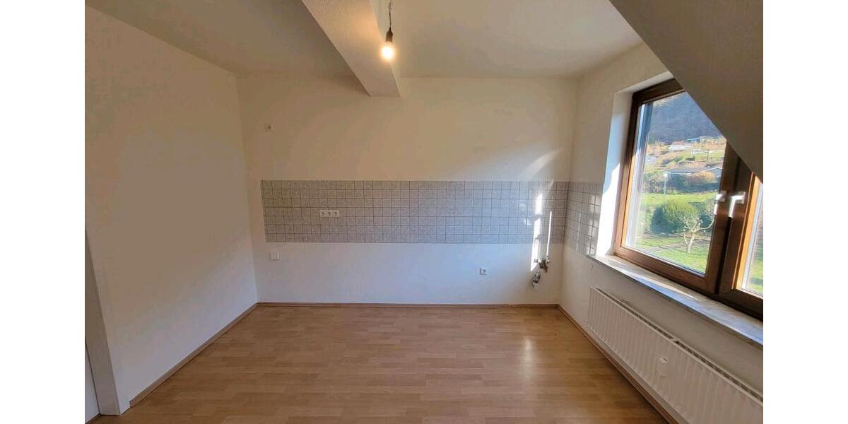 Dachgeschoßwohnung Hagen Hagen-Mitte - 3 Zimmer, 64 m&sup2;, 585&euro; | Angebot:25551496