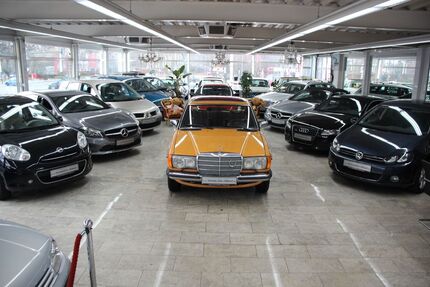 Mercedes-Benz 240 135.000 km 11.850 &euro; Essen 45356