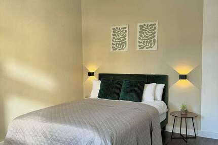 Zimmer Düsseldorf Oberbilk - 1 Zimmer, 1.350&euro; | Angebot:25530186