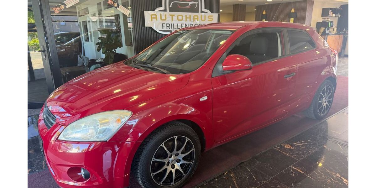 Kia ceed / Ceed 218.000 km 1.950 &euro; Essen 45139