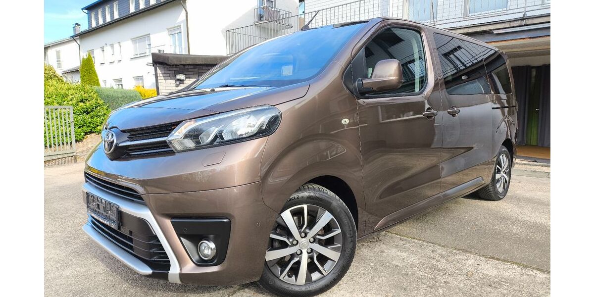 Toyota Proace (Verso) 132.900 km 21.450 &euro; Solingen 42657