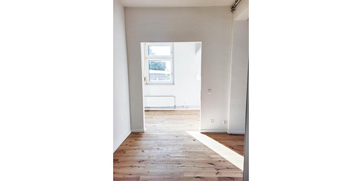 Etagenwohnung Wuppertal Cronenberg - 2 Zimmer, 67 m&sup2;, 550&euro; | Angebot:24778743