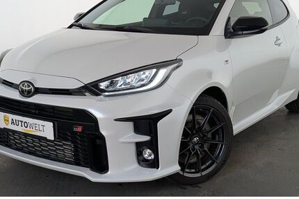Toyota Yaris 5.250 km 39.760 &euro; Düsseldorf 40599