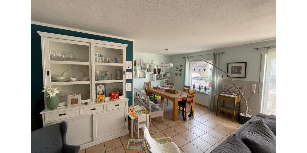 Etagenwohnung Remscheid - 5 Zimmer, 163 m&sup2;, 1.290&euro; | Angebot:25647719