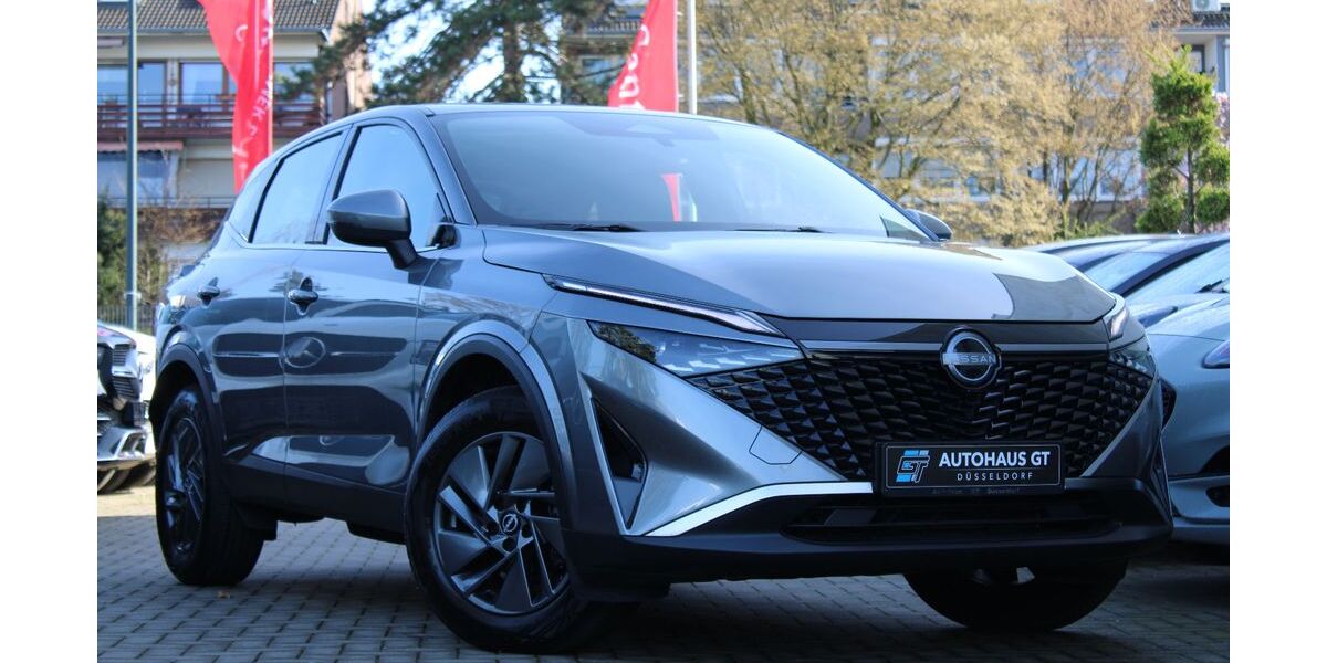 Nissan Qashqai 18.139 km 21.999 &euro; Düsseldorf 40625