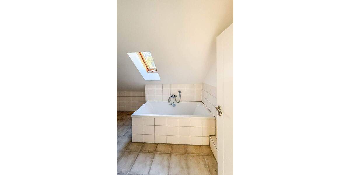 Einfamilienhaus Kürten - 5 Zimmer, 128 m&sup2;, 455.000&euro; | Angebot:25706574