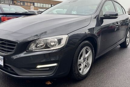 Volvo S60 125.667 km 9.490 &euro; Düsseldorf 40233