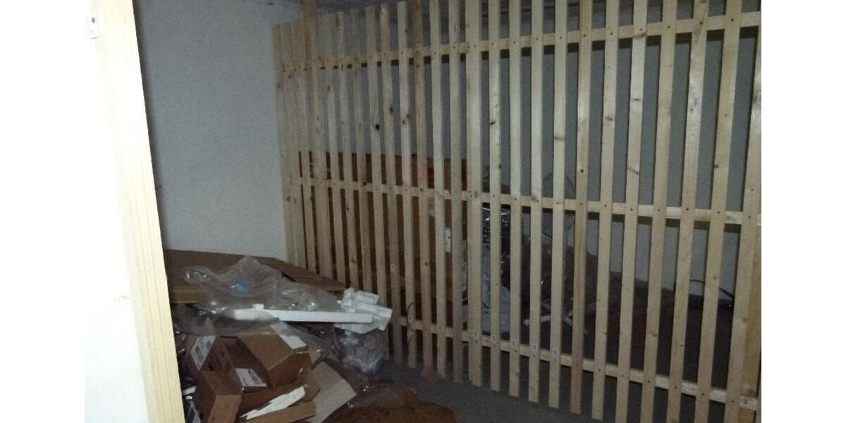 Etagenwohnung Wuppertal Dornap - 3 Zimmer, 81 m&sup2;, 225.000&euro; | Angebot:25398088