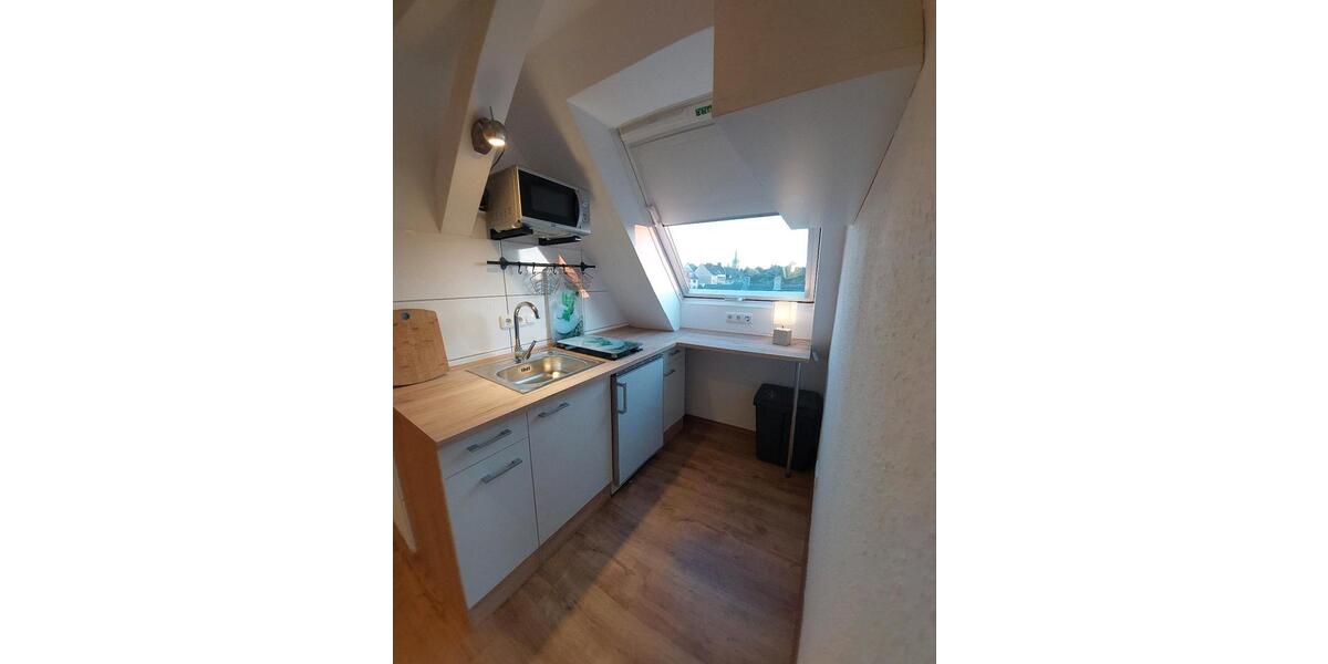 Dachgeschoßwohnung Essen Stadtbezirk IV - 1 Zimmer, 30 m&sup2;, 500&euro; | Angebot:25793348