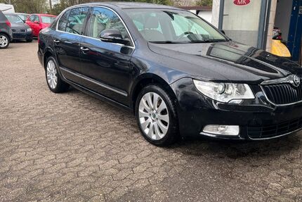 Skoda Superb 320.000 km 3.980 &euro; Essen 45141