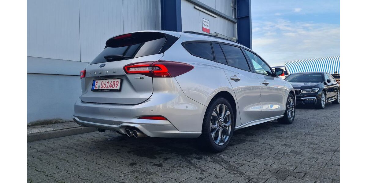 Ford Focus 6.800 km 20.400 &euro; Essen 45276