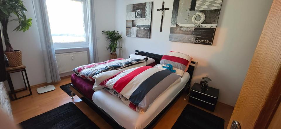 Etagenwohnung Wuppertal Gemarkung Vohwinkel - 4 Zimmer, 96 m&sup2;, 250.000&euro; | Angebot:26765872