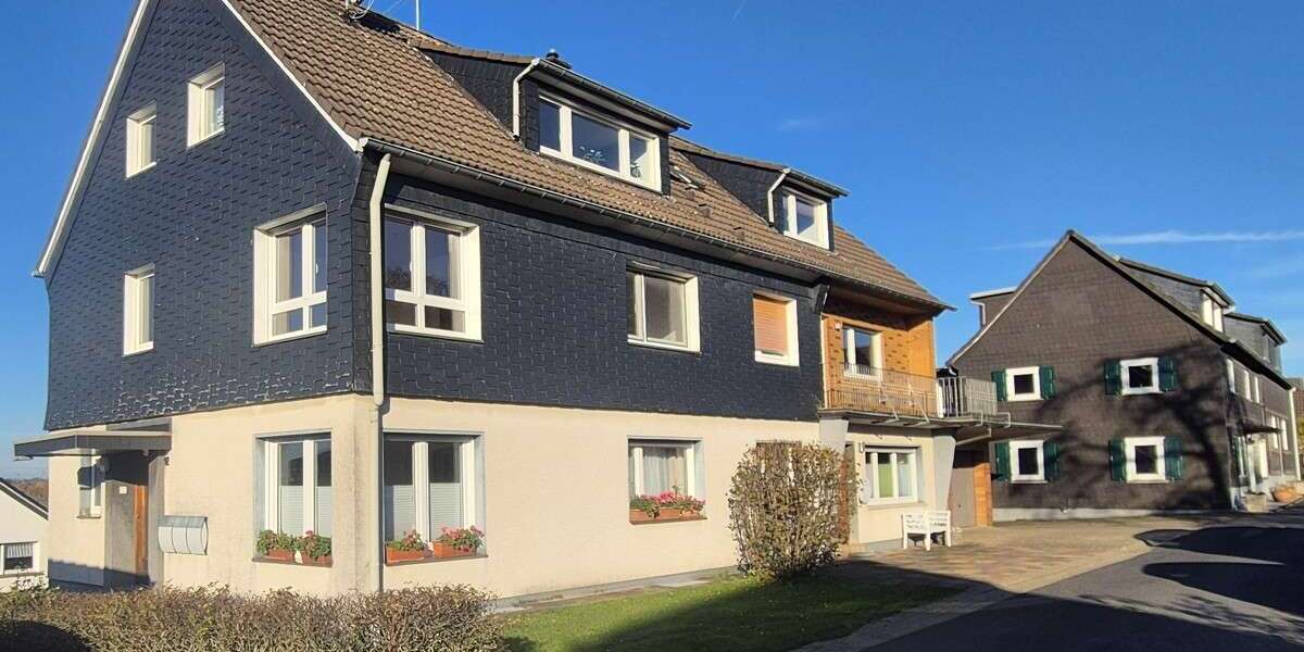 Einfamilienhaus Kürten - 14 Zimmer, 313 m&sup2;, 440.000&euro; | Angebot:25633012