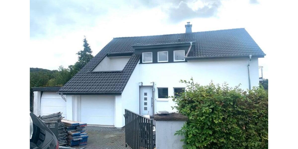 Einfamilienhaus Hückeswagen - 6 Zimmer, 300 m&sup2;, 719.000&euro; | Angebot:25992366