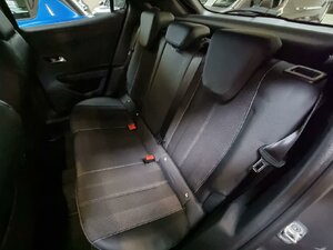 Opel Mokka Black Activ Drive Ass. Winterp. Navi Pro uvm 3.390 km 22.680 &euro; HAAN 42781