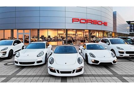 Porsche Taycan 14.900 km 154.900 &euro; Düsseldorf 40468