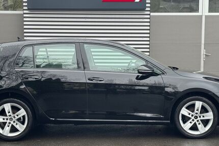 VW Golf 149.050 km 9.990 &euro; Remscheid 42859