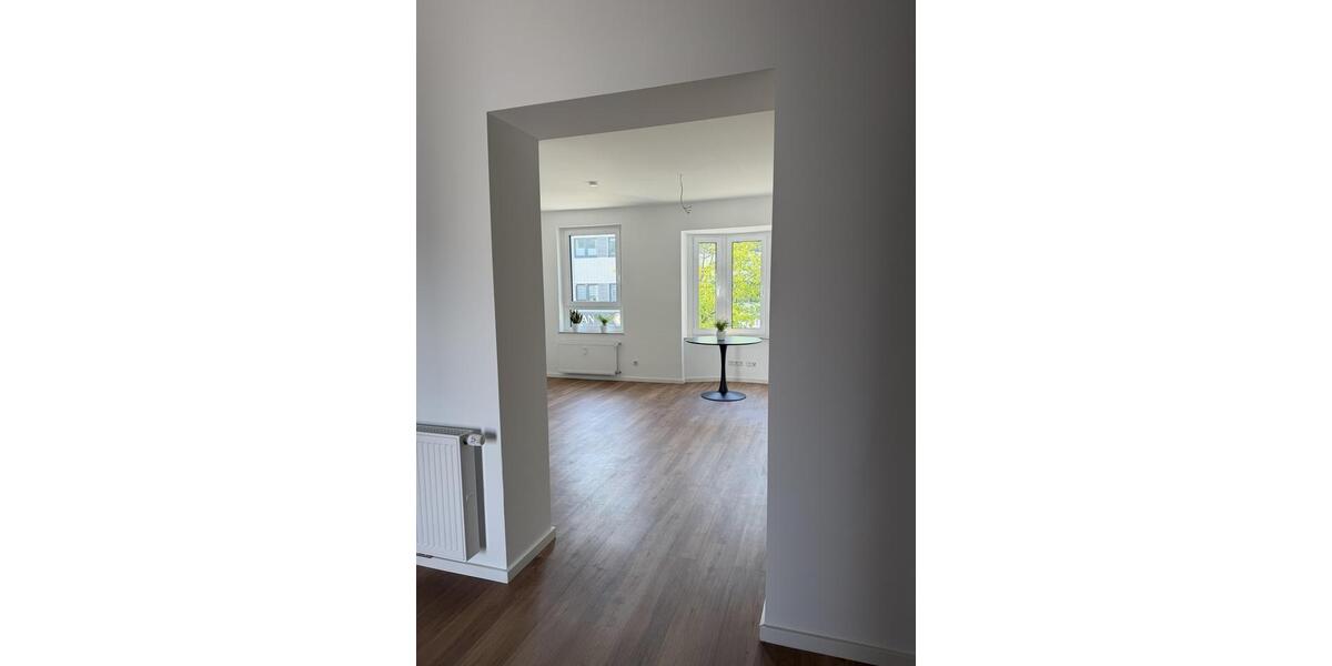 Terrassenwohnung Langenfeld (Rheinland) - 2 Zimmer, 85 m&sup2;, 1.250&euro; | Angebot:26588048