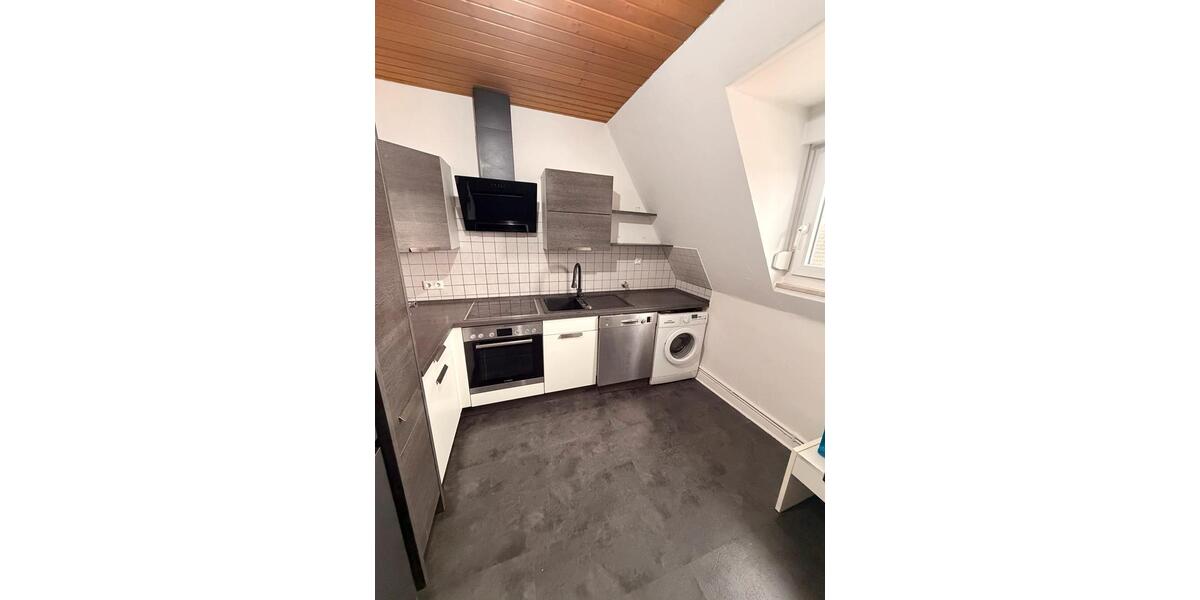 Dachgeschoßwohnung Hagen Hagen-Mitte - 3 Zimmer, 87 m&sup2;, 570&euro; | Angebot:25974602