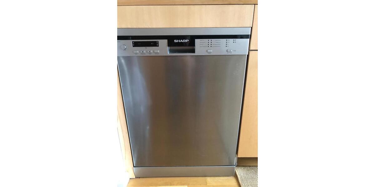 Dachgeschoßwohnung Düsseldorf Stadtbezirk 6 - 2 Zimmer, 80 m&sup2;, 1.772&euro; | Angebot:26020383