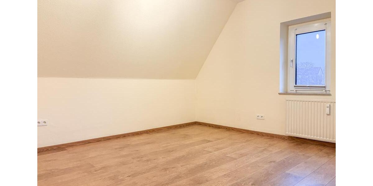 Dachgeschoßwohnung Bochum Bochum-Südwest - 3 Zimmer, 68 m&sup2;, 544&euro; | Angebot:25756964