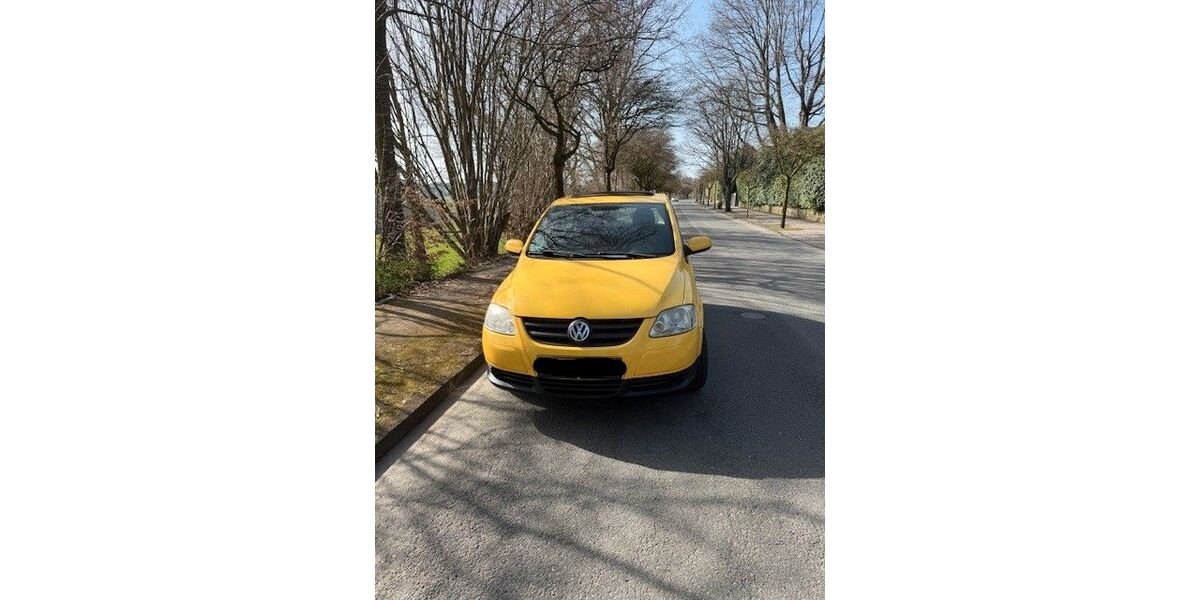 VW Fox 121.883 km 2.250 &euro; Wuppertal 42349