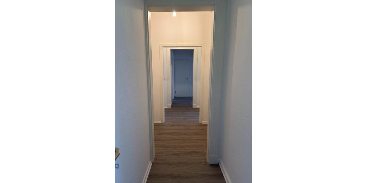 Etagenwohnung Hagen Hagen-Mitte - 3 Zimmer, 92 m&sup2;, 830&euro; | Angebot:25252398