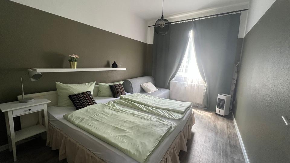Etagenwohnung Essen Stadtkern - 2 Zimmer, 50 m&sup2;, 1.600&euro; | Angebot:25612891