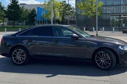 Audi A6 201.000 km 10.400 &euro; Essen 45127