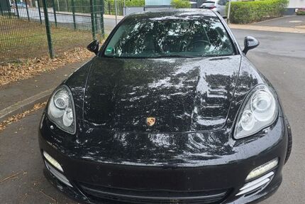 Porsche Panamera 222.000 km 15.800 &euro; Monheim 40789