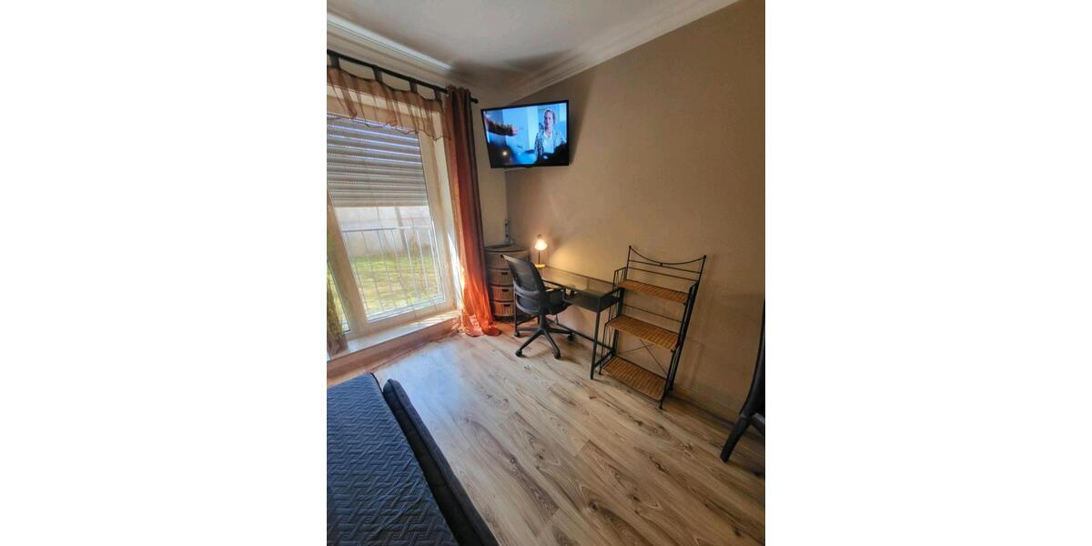 Erdgeschoßwohnung Wuppertal Elberfeld - 1 Zimmer, 28 m&sup2;, 730&euro; | Angebot:25935344