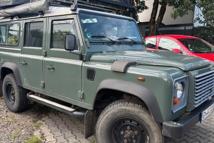 Land Rover Defender 88.000 km 32.990 &euro; Radevormwald 42477