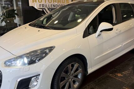 Peugeot 308 90.666 km 7.950 &euro; Essen 45139