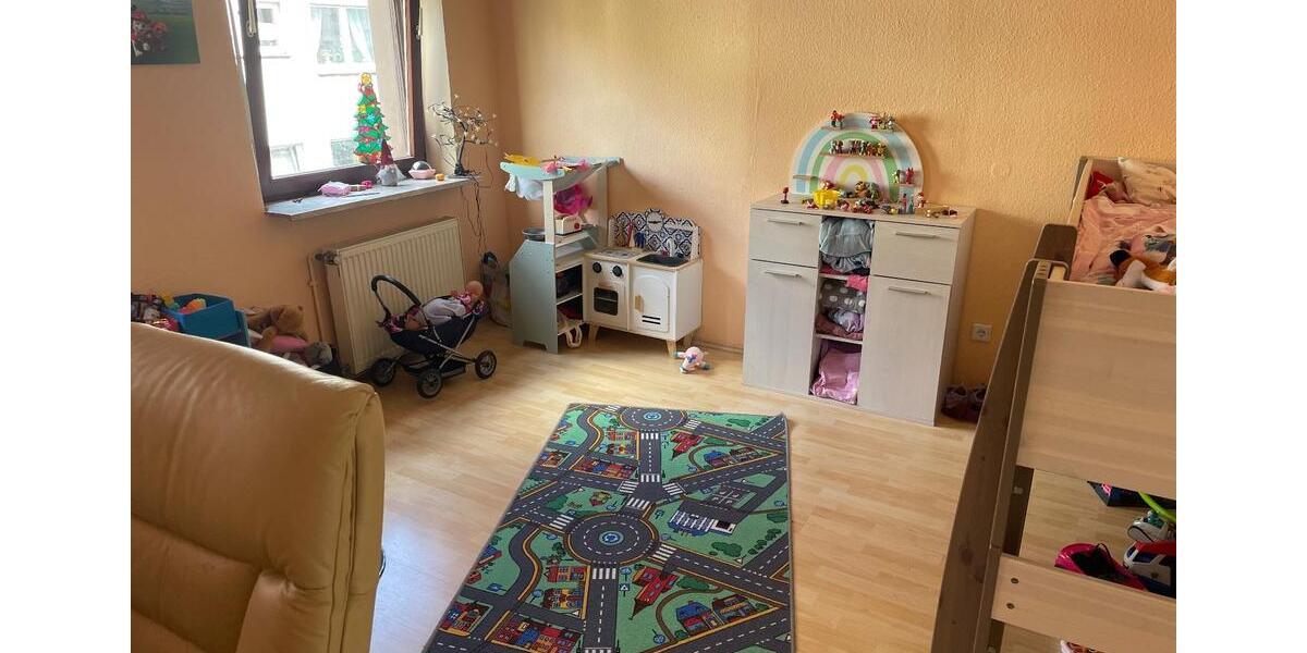 Etagenwohnung Solingen Mitte - 3.5 Zimmer, 79 m&sup2;, 660&euro; | Angebot:25892853