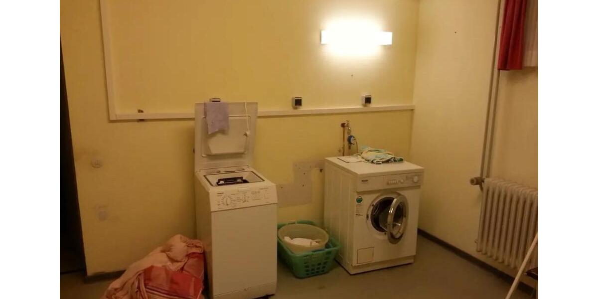 Maisonettenwohnung Solingen - 5 Zimmer, 125 m&sup2;, 1.200&euro; | Angebot:25395111