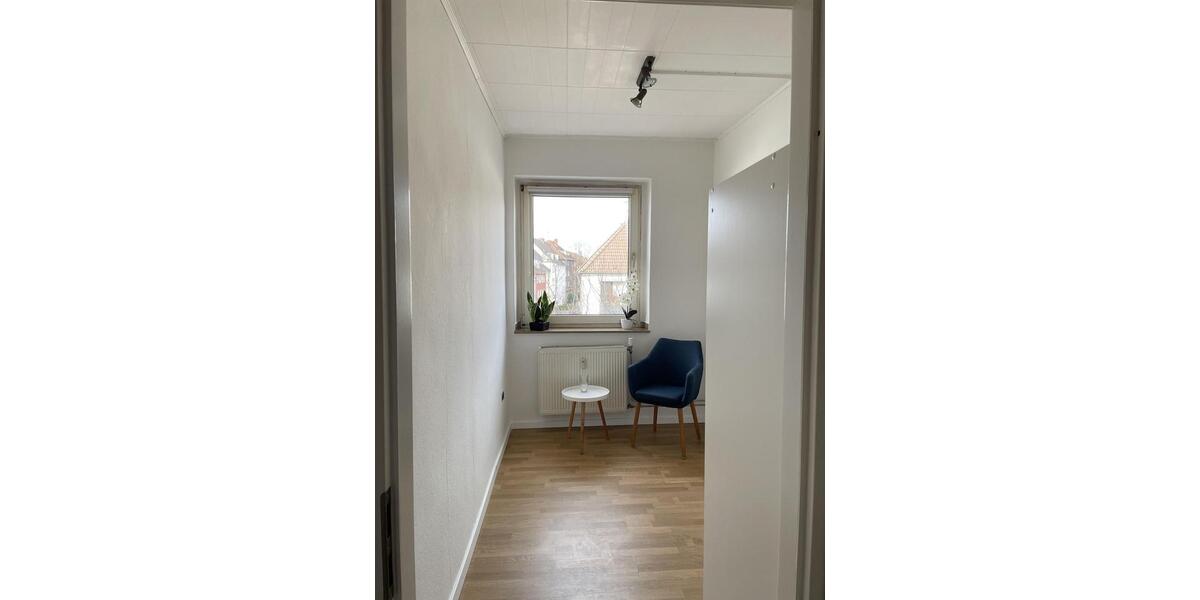 Etagenwohnung Essen Huttrop - 4 Zimmer, 81 m&sup2;, 1.140&euro; | Angebot:25430682