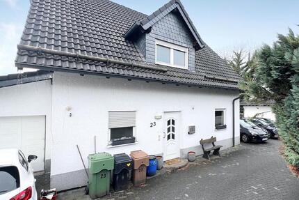 Haus Wipperfürth - 6 Zimmer, 188 m&sup2;, 350.000&euro; | Angebot:26124505