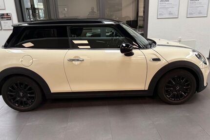 Mini Cooper 44.575 km 11.500 &euro; Wuppertal 42109