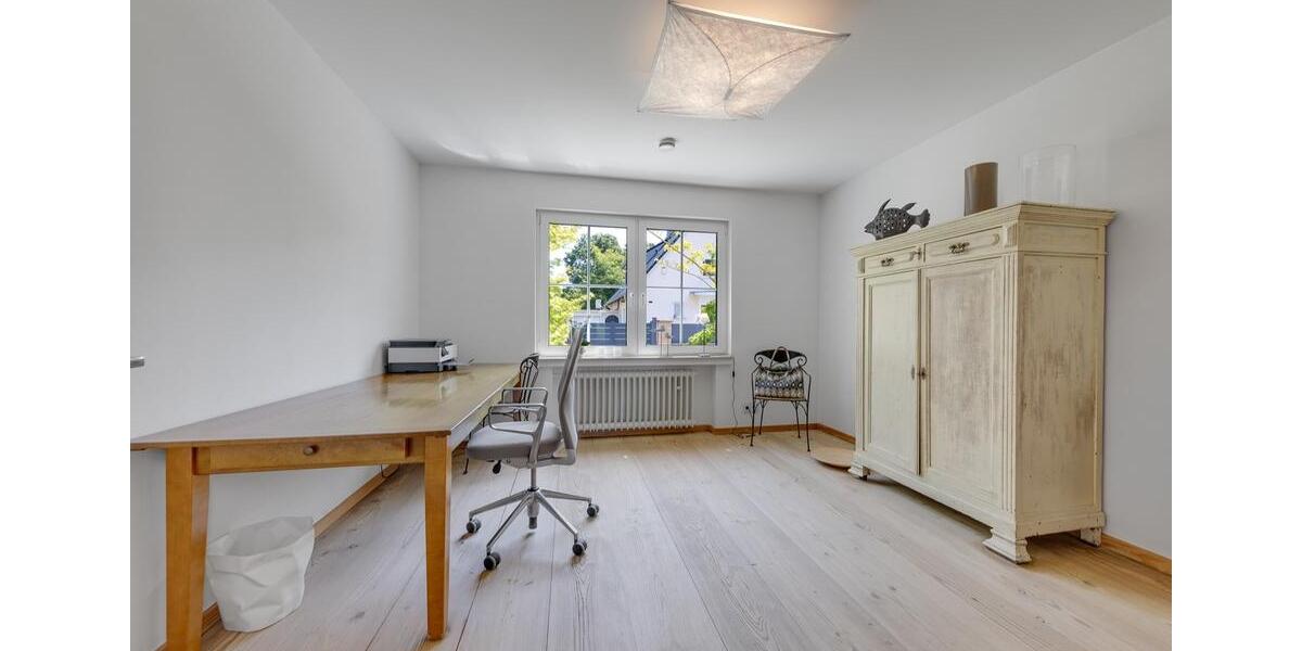 Einfamilienhaus Hilden Kalstert - 9 Zimmer, 258 m&sup2;, 1.650.000&euro; | Angebot:27285299