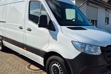 Mercedes-Benz Sprinter 141.000 km 26.990 &euro; Düsseldorf 40591